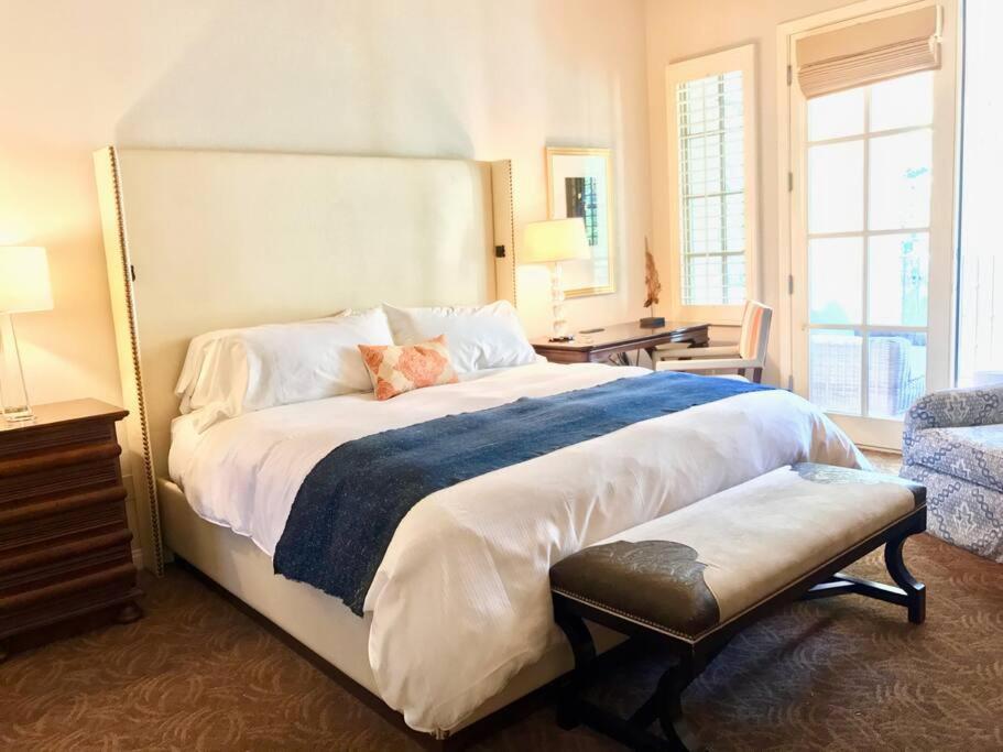 Resort King Studio With Private Balcony 064622 La Quinta Exterior photo