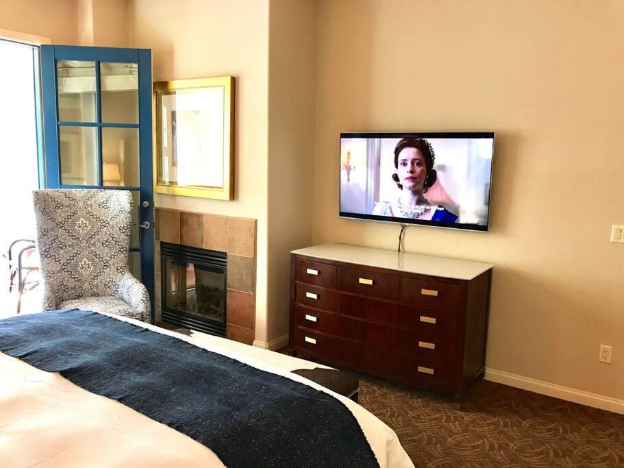 Resort King Studio With Private Balcony 064622 La Quinta Exterior photo